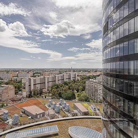 Rentplanet - Apartament Sky Tower Вроцлав Экстерьер фото