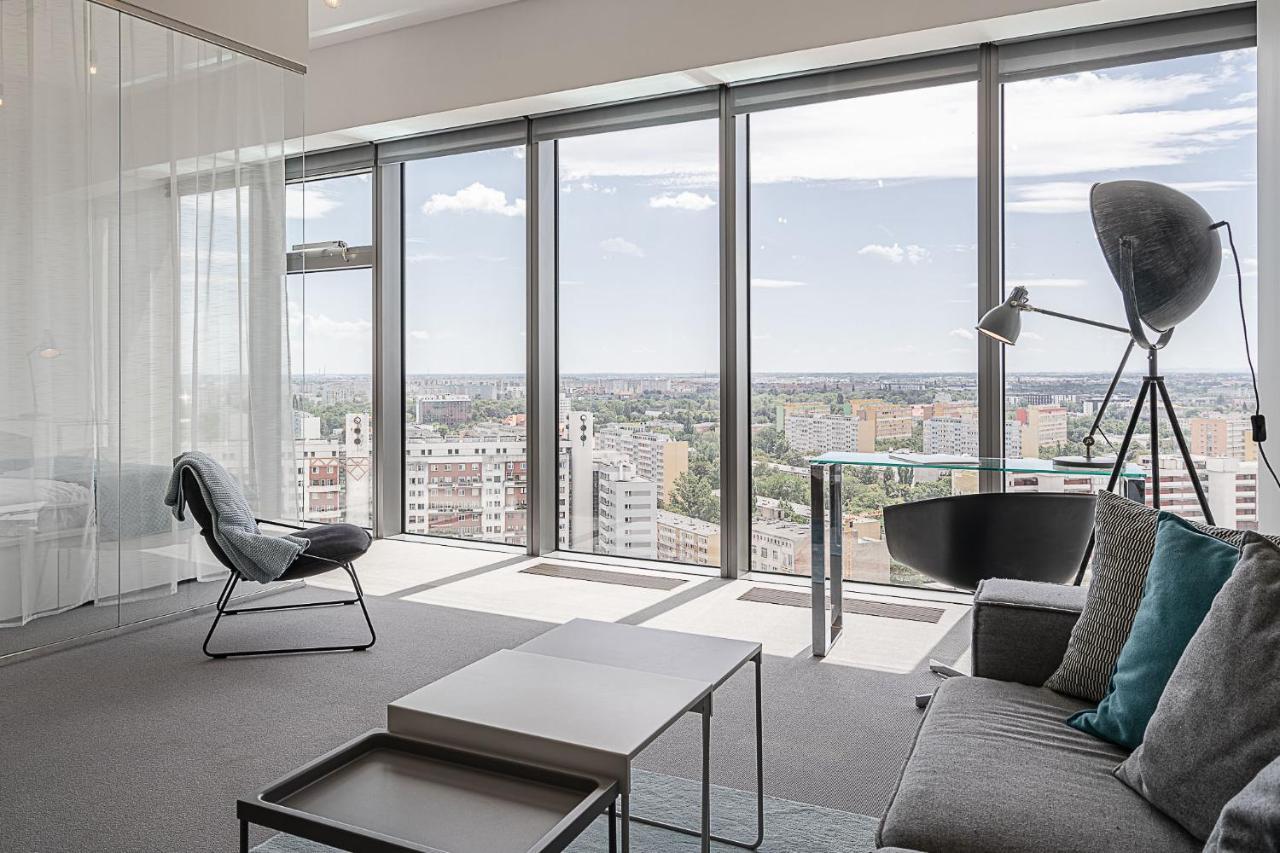 Rentplanet - Apartament Sky Tower Вроцлав Экстерьер фото